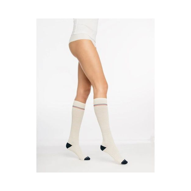 Chaussettes de contention Sigvaris Octobre Rose